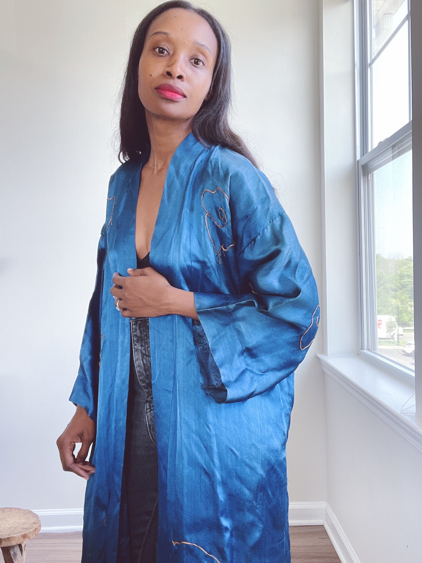Vintage Embroidered Dragon Kimono Robe