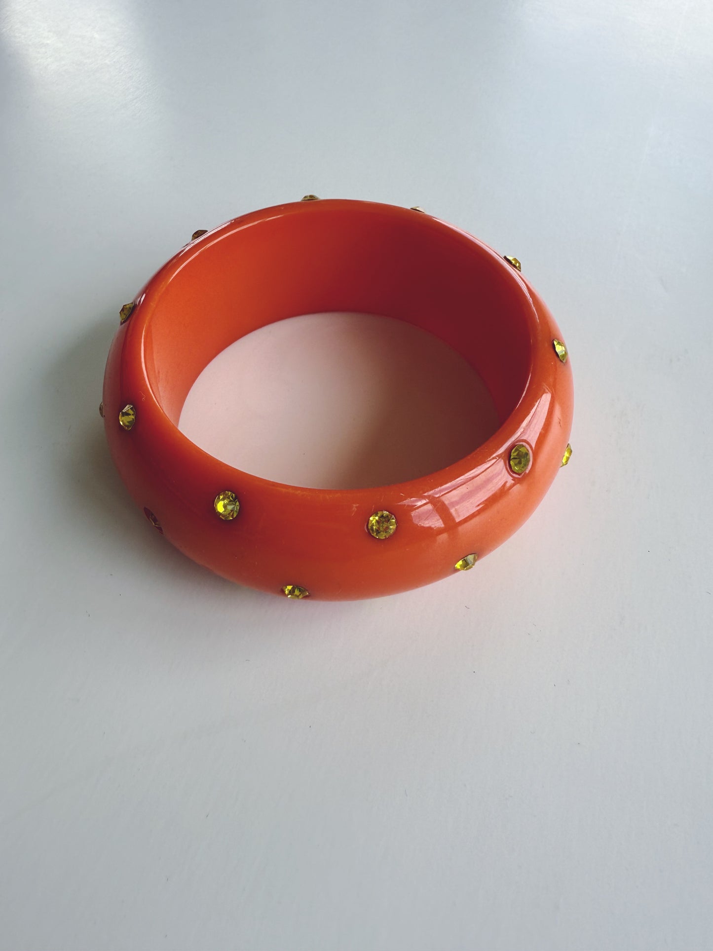 Vintage Resin Bangle Bracelet