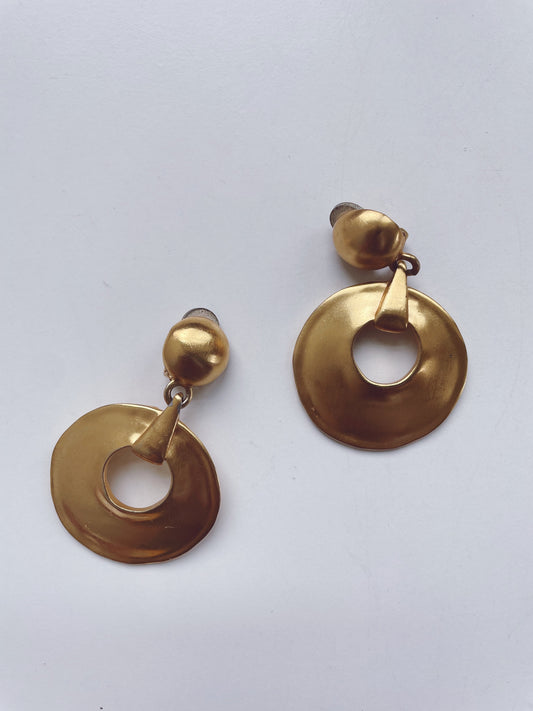 Vintage ANNE KLEIN Gold Metal Drop Clip On Earrings