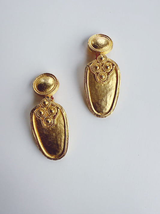 Vintage Gold Metal Tear Drop Earrings