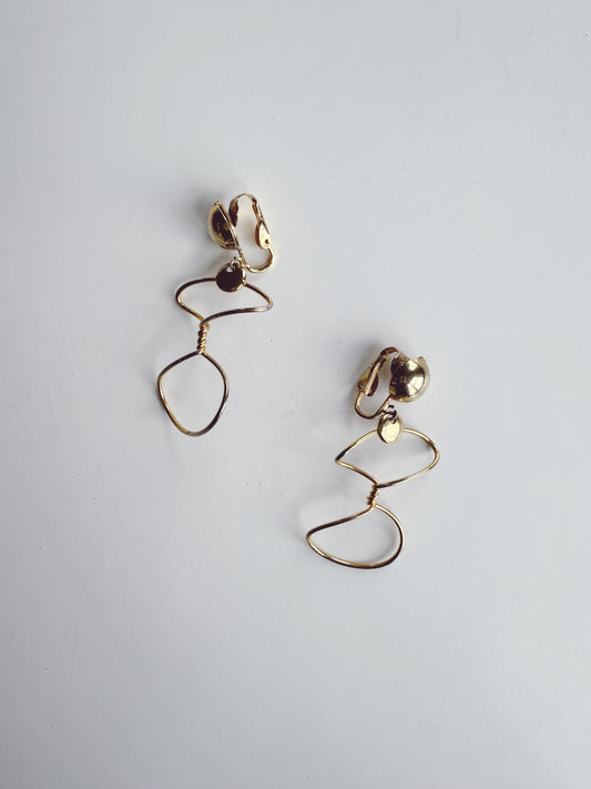 Delicate Spiral Modernist Clip On Earrings
