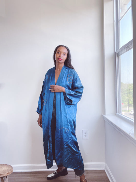 Vintage Embroidered Dragon Kimono Robe