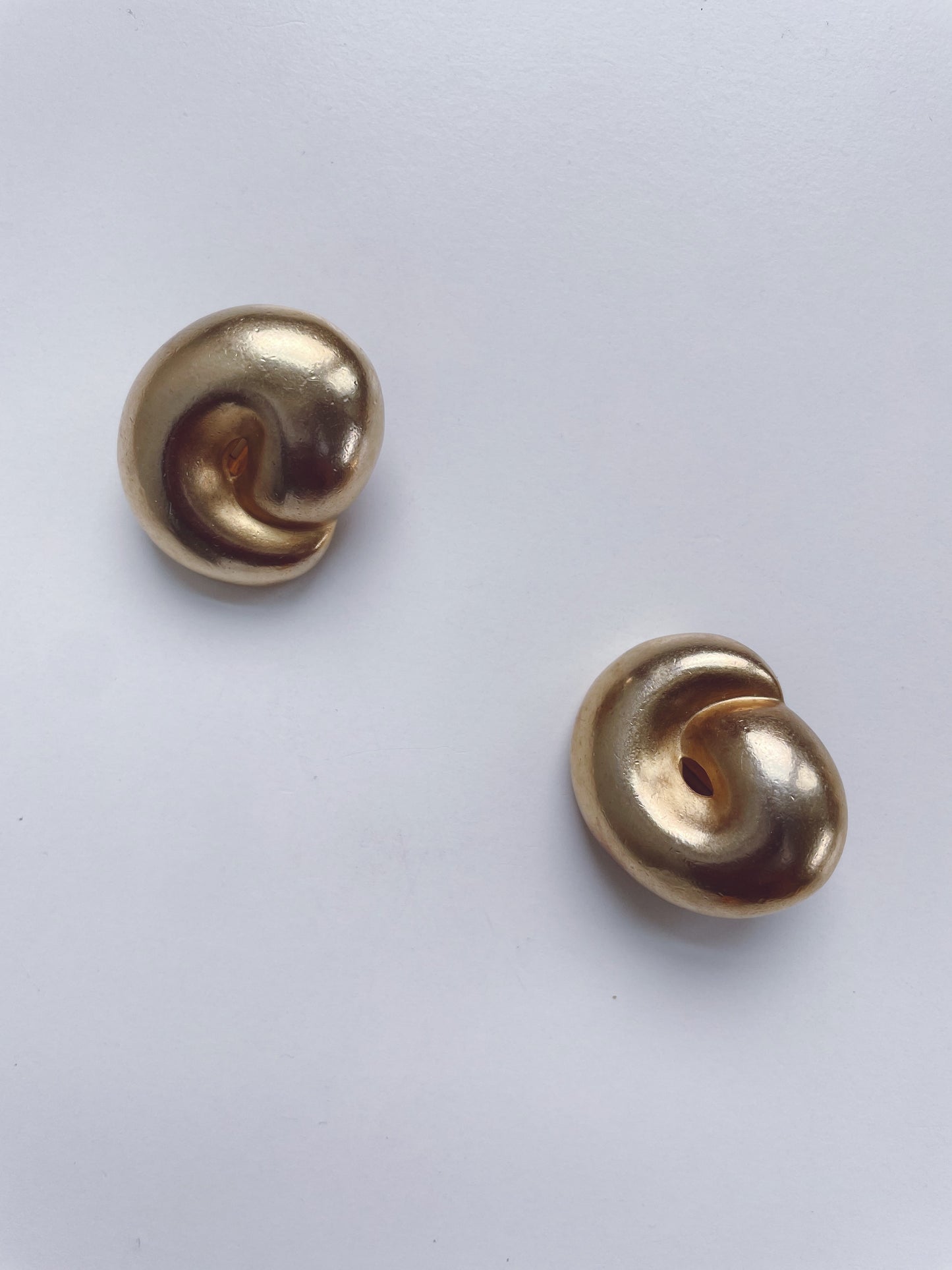 ERWIN PEARL Vintage Gold Metal Modernist Clip On Earrings