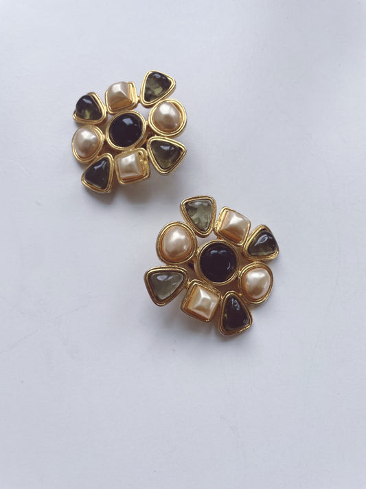 CAROLEE Vintage Gold Metal Mixed Stone Baroque Clip On Earrings