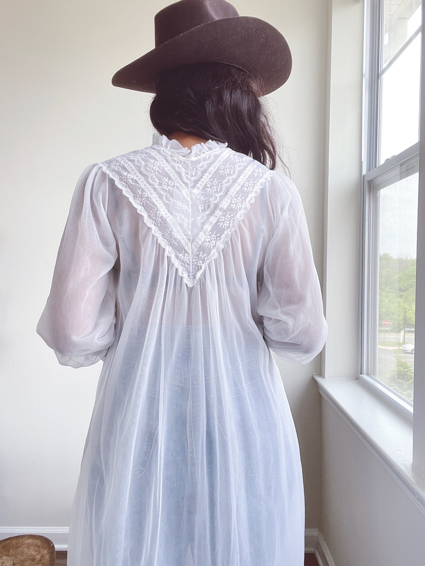 Vintage Peignoir Lace Yoke