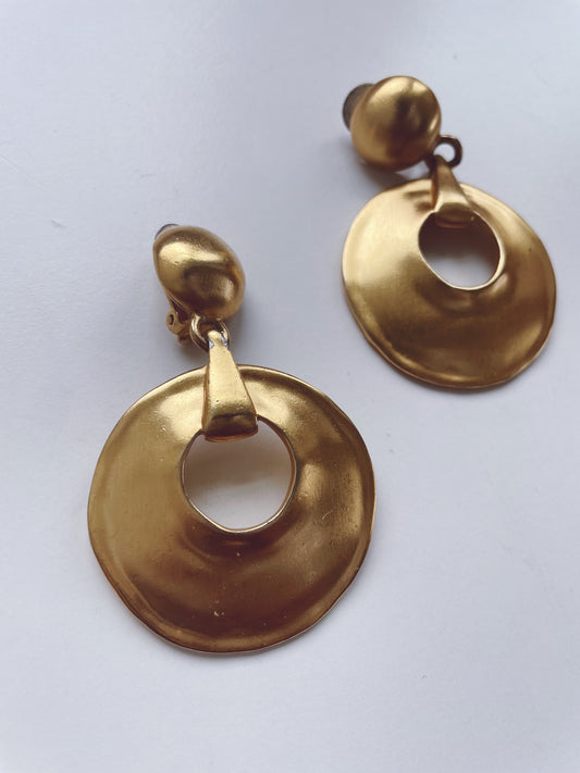 Vintage ANNE KLEIN Gold Metal Drop Clip On Earrings