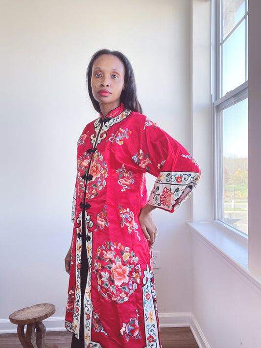 Vintage Red Embroidered Kimono Robe Duster